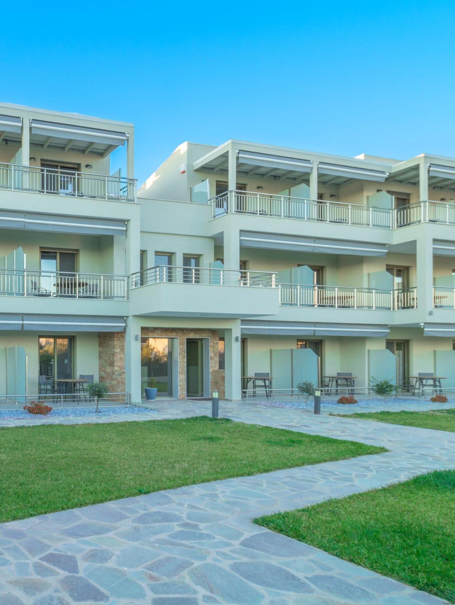 Oliva Suites Нікіті Екстер'єр фото